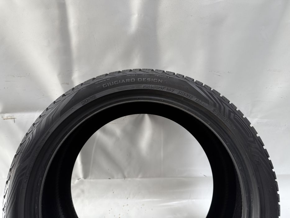 275/35/19 Vredestein Quatrac Pro 100Y