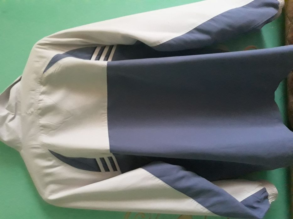 Куртка олімпійка високої якості  adidas оригінал Нова!