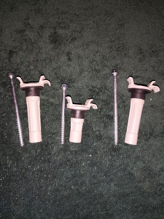 Tuleje mocujące zawieszenia bębna pralki Hotpoint / Ariston – kpl 3szt