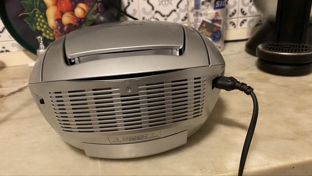 Sistema som portatil com CD + Radio + K7