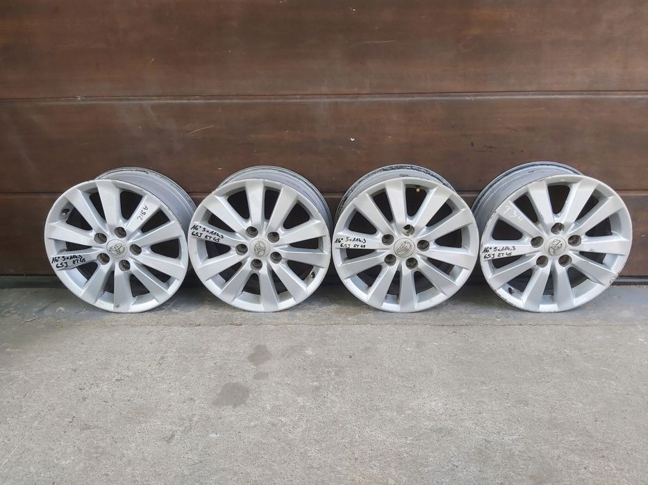 Toyota Auris I II Alufelgi 16 5x114,3 et45 6,5J Corolla Verso