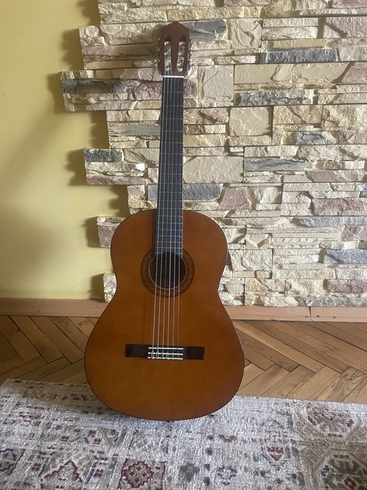 Гітара Yamaha C40 з чохлом