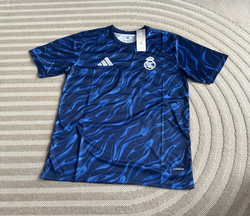Koszulka przedmeczowa Realu Madryt 25/26