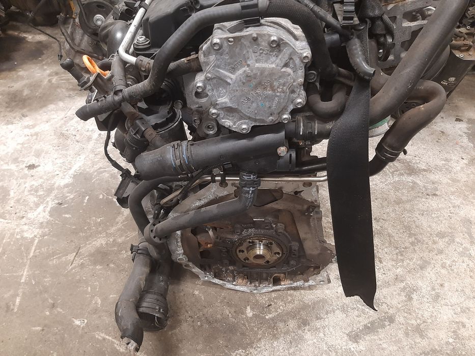 Мотор двигун 1.9 дизель 77кв BXE VW Passat B6 Golf5 Skoda a5