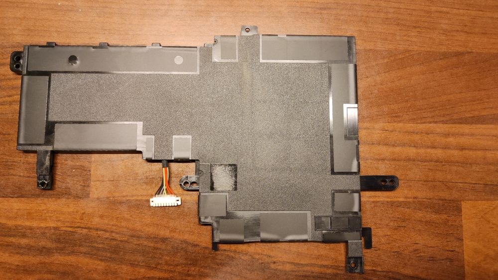 Bateria Asus B31N1842

3ICP5/57/80

3ICP5/57/80