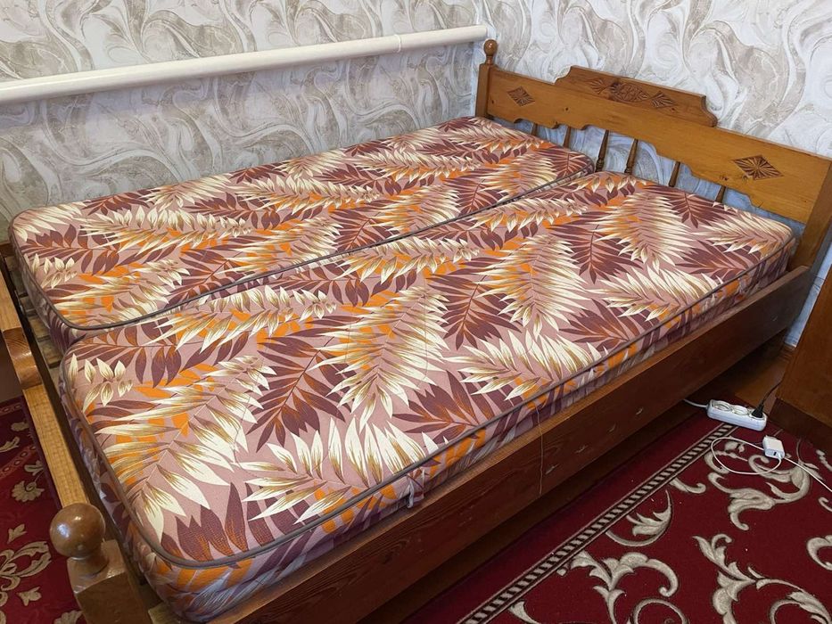 Продам 2 спальне ліжко в чудовому стані