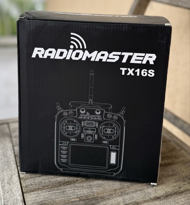 RADIOMASTER TX16S mkii 4in1 black
