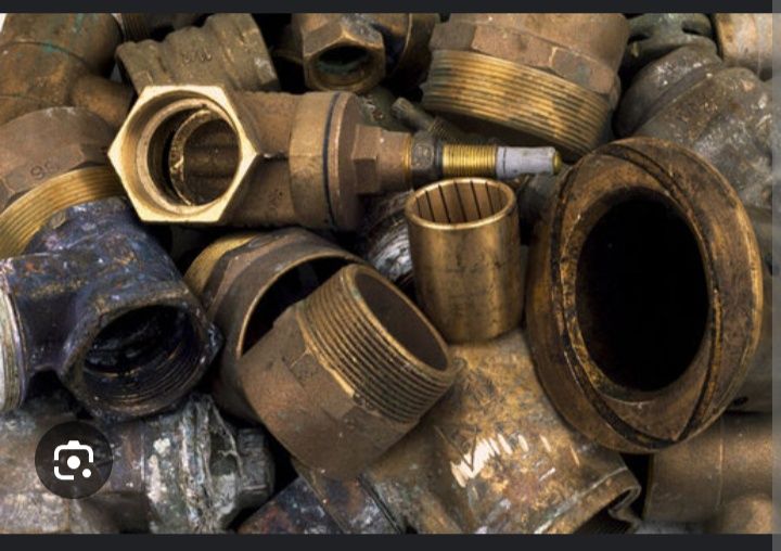 Recolho todo o tipo de sucata