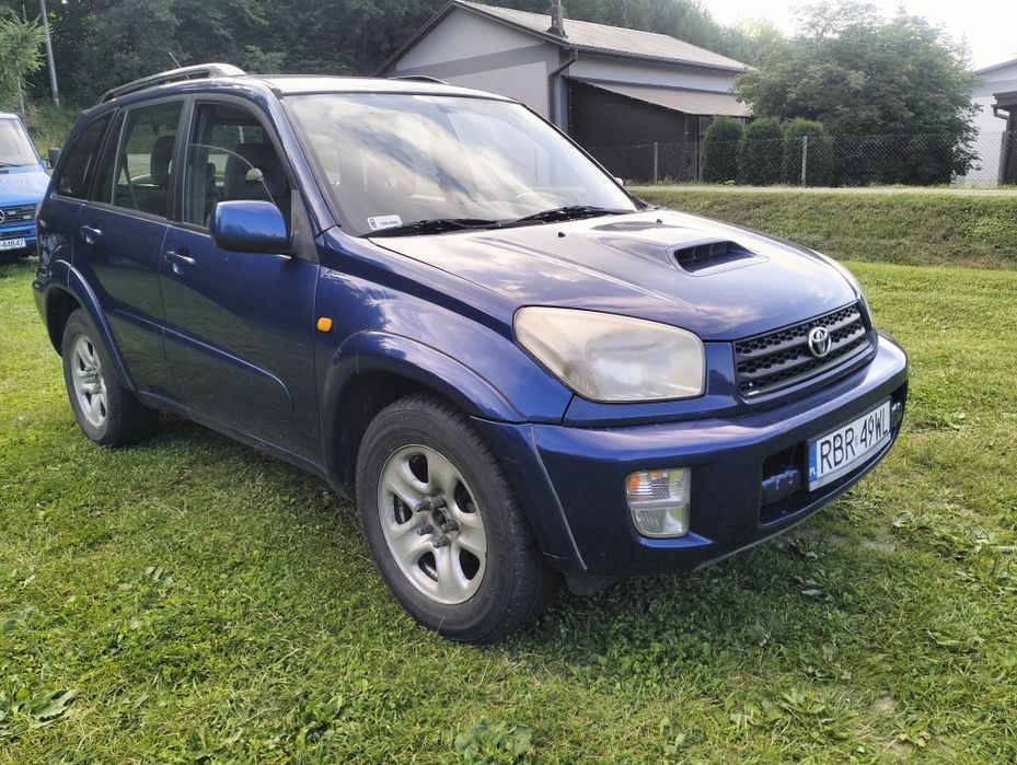 Toyota RAV4 2.0 d4d 4x4 sprawna do jazdy 12900zl.