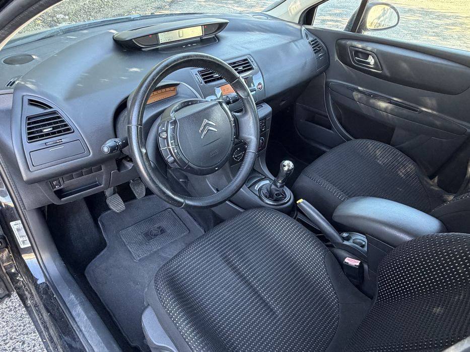 Citroën C4 — fotografia 5