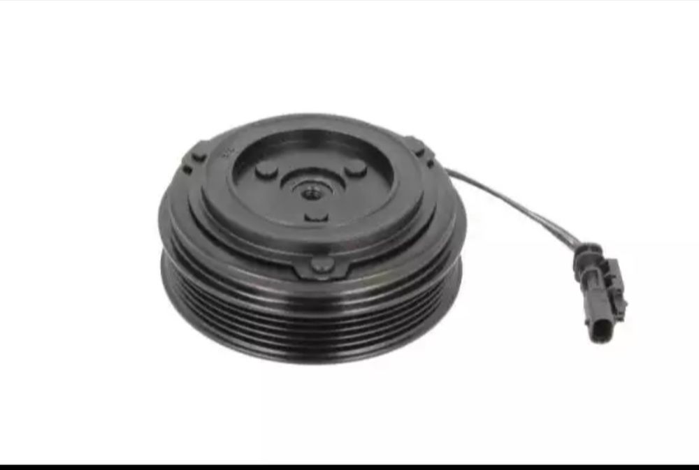 Муфта компрессора кондиционера THERMOTEC KTT040218