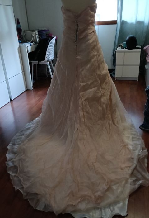 Vestido de noiva rosa claro