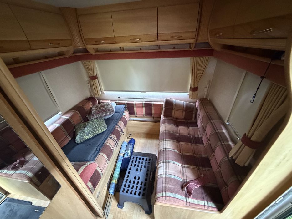 Przyczepa kempingowa 4-5 osób Sterling Eccles Amethyst 2000 | Mover na pilota | Pełny przedsionek | DMC 1440 kg