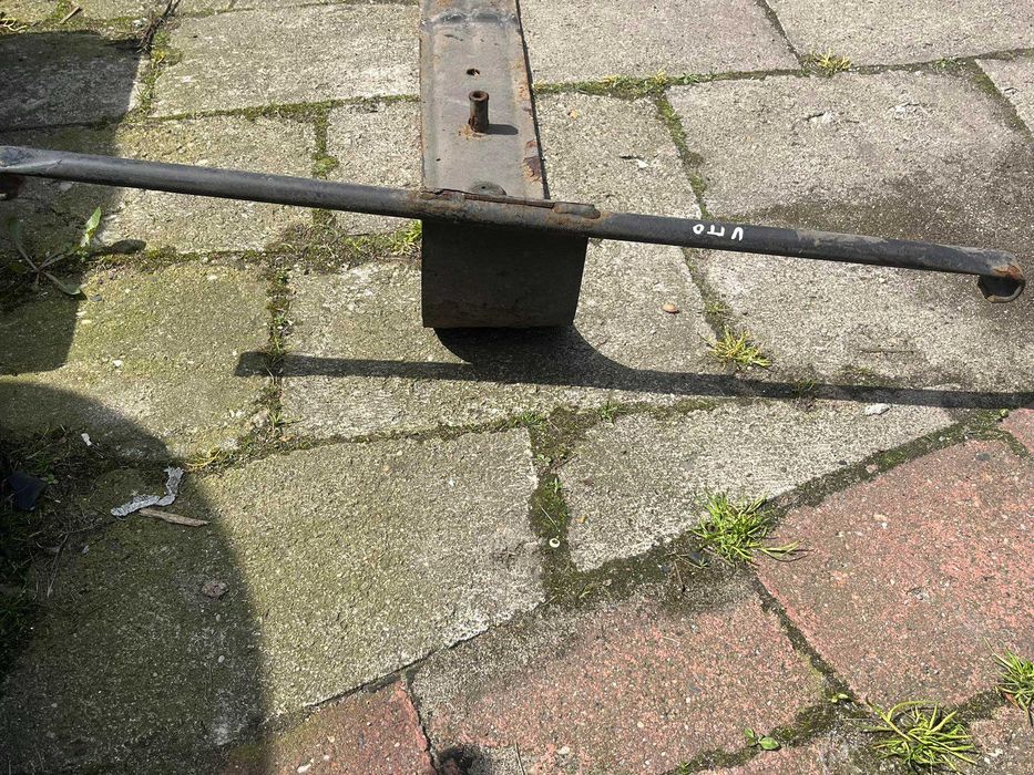 Mocowanie koła zapasowego Mercedes Vito