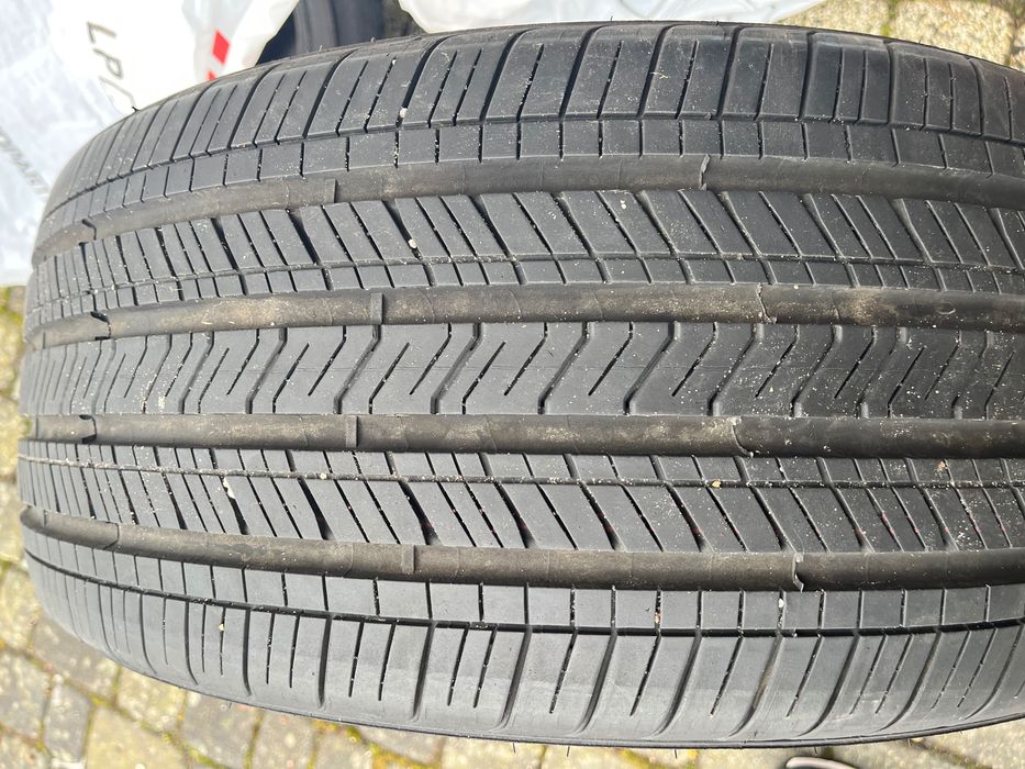 Opony Goodyear Eagle Tourning 235/40 R19