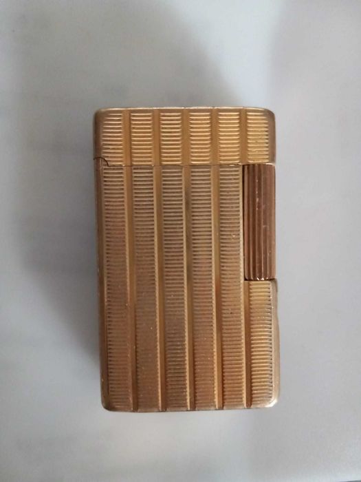 Dupont esqueiro Banhado a ouro