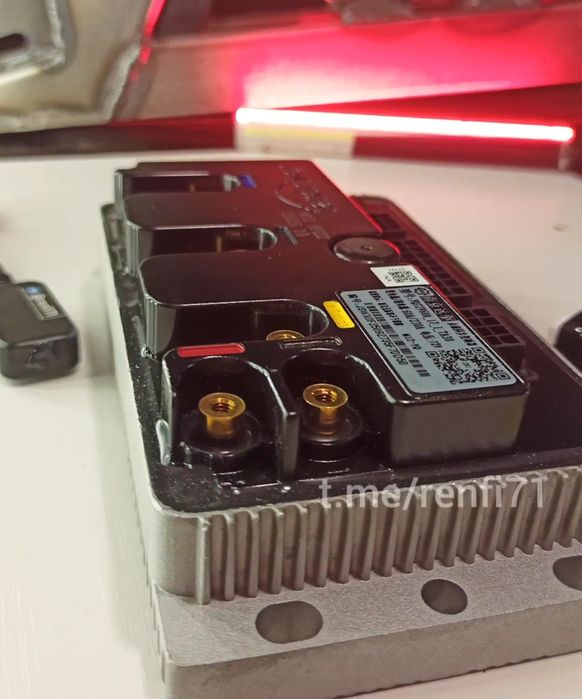 Fardriver 72 60/230а,  синусный контролер.