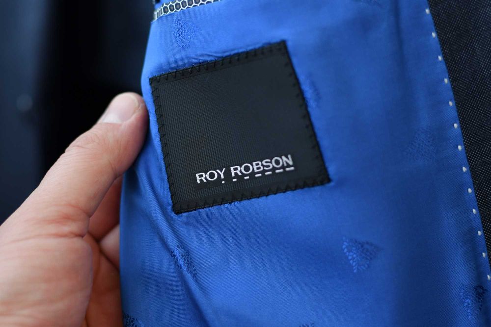 Чоловічий костюм Roy Robson, темно-сірий, практично новий.