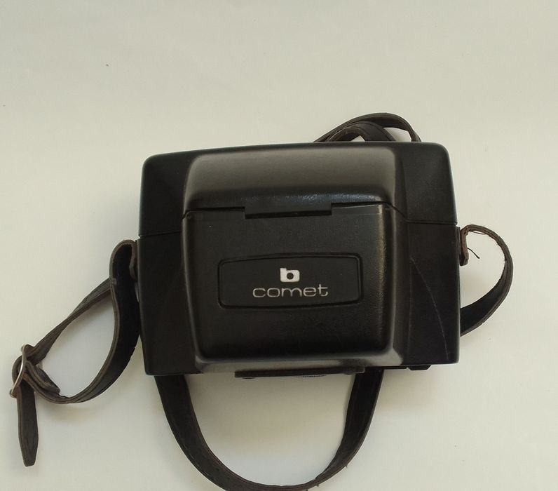 Máquina fotográfica Bencini Comet 235