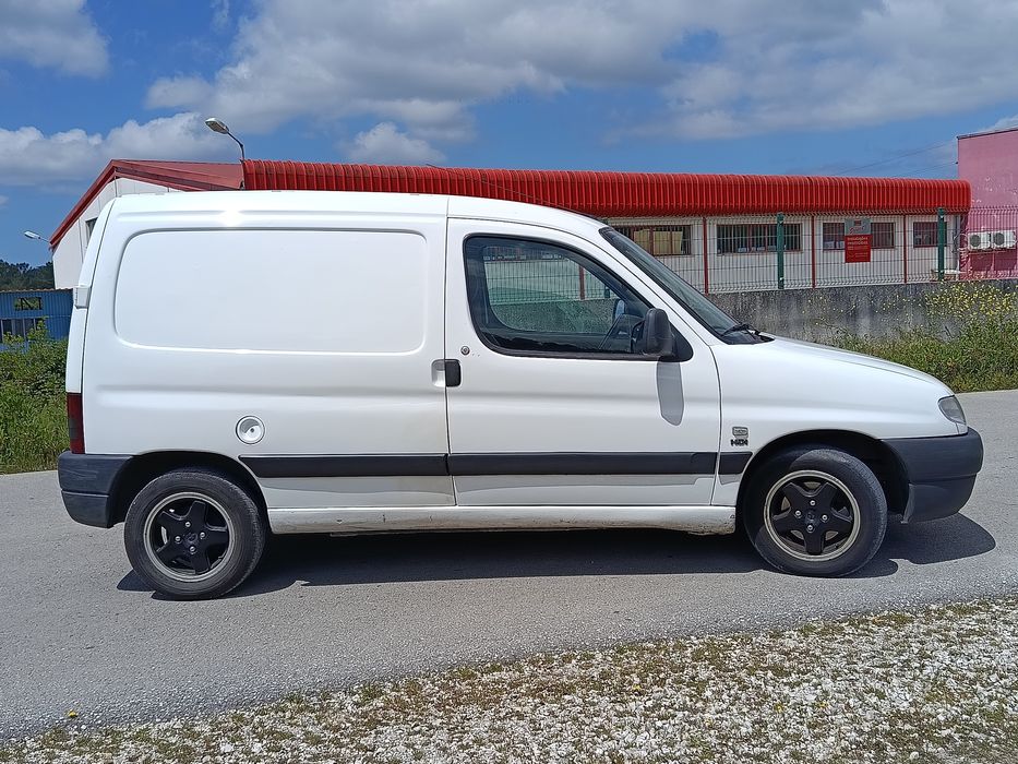 Peugeot partner 2.0hdi excelente