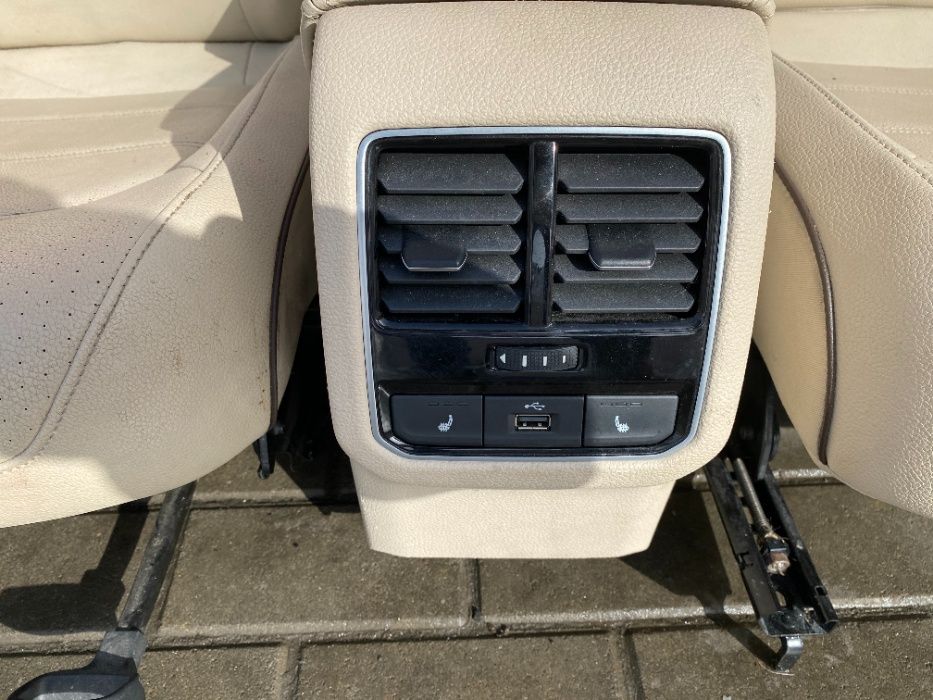 -Салон (сидіння) Volkswagen PASSAT B7-B8 USA підігрів всіх сидінь!