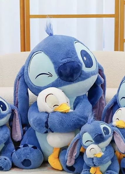 Maskotka Stitch z kaczka 55cm dla dzieci