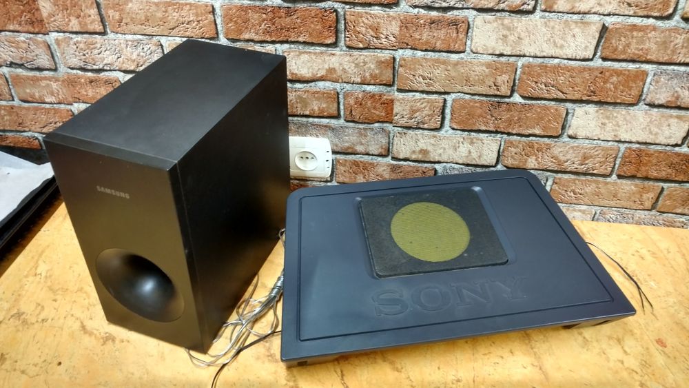 Колонка Sony, сабвуфер Samsung