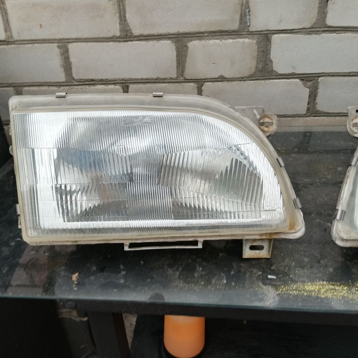 Фары передние Ford Transit 2.5 D/TD 1992-2000 (стеклянные) 2400 пара