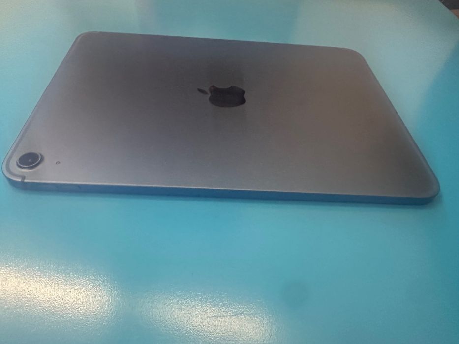 iPad 11 2025 128gb wi-fi+LTE (A16)