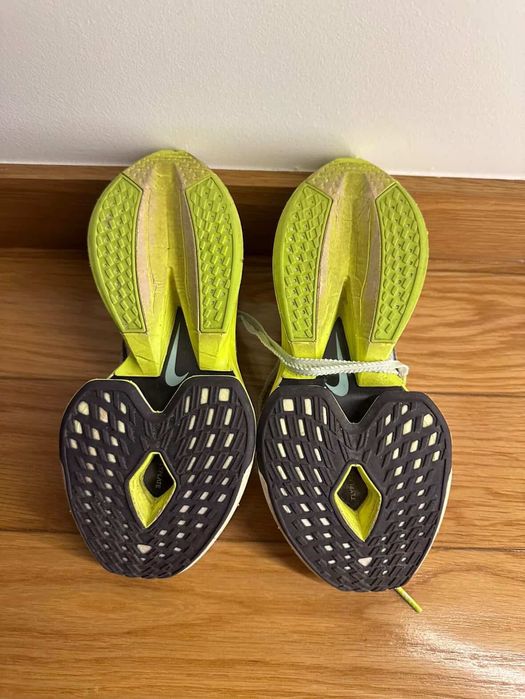 Vendo sapatilhas zoom alphafly 2