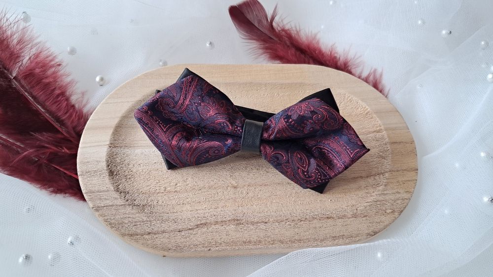 Muszki męskie (10 wzorów)