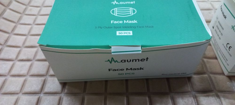 Маски медичні, одноразові, продаж пачками по 50 шт