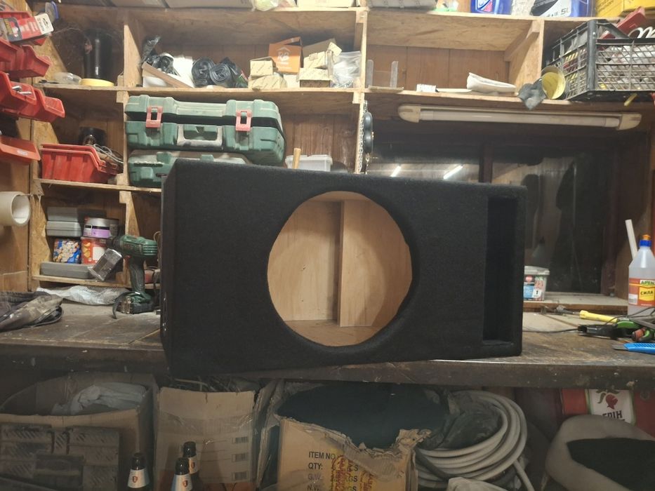 Короб для сабвуфера 12 дюймів фазоінверторний фанера