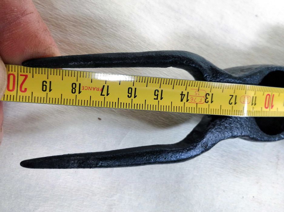 Stara kuta kopaczka ogrodowa - 20 cm