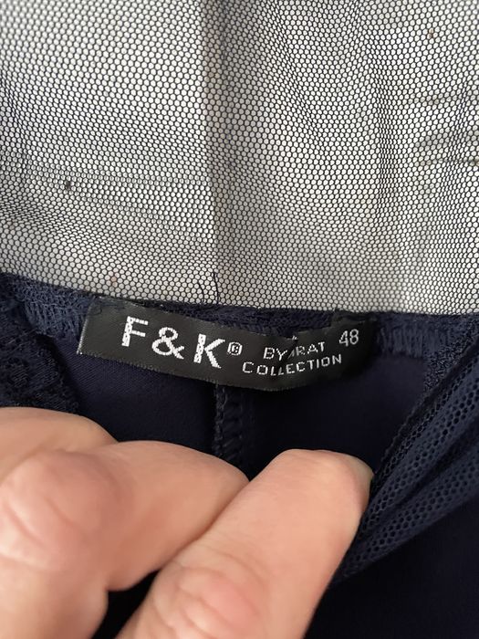 Фірмова сукня