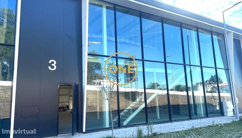 Pavilhão industrial novo – Seide, Vila Nova de Famalicão