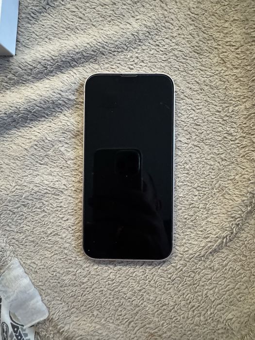 Продам iphone 13 128g