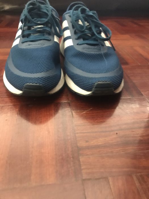 Tenis da adidas azul escuro