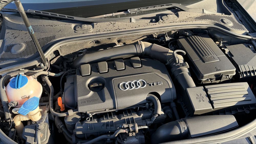 Audi a3 1.8 tfsi nacionail poucos km livro de revisoes