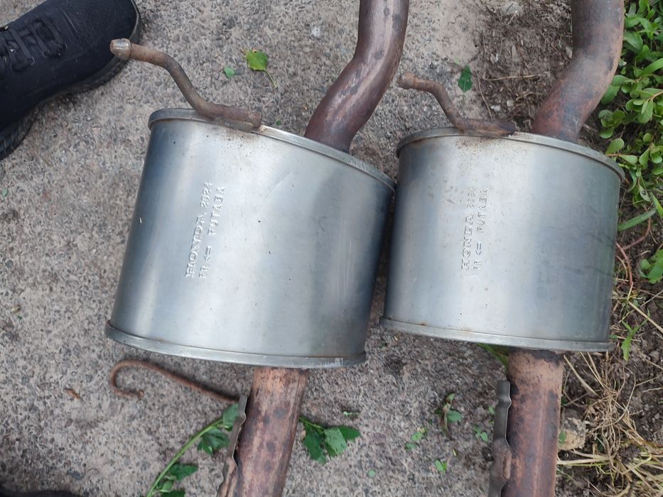 Резонатор Хонда продам