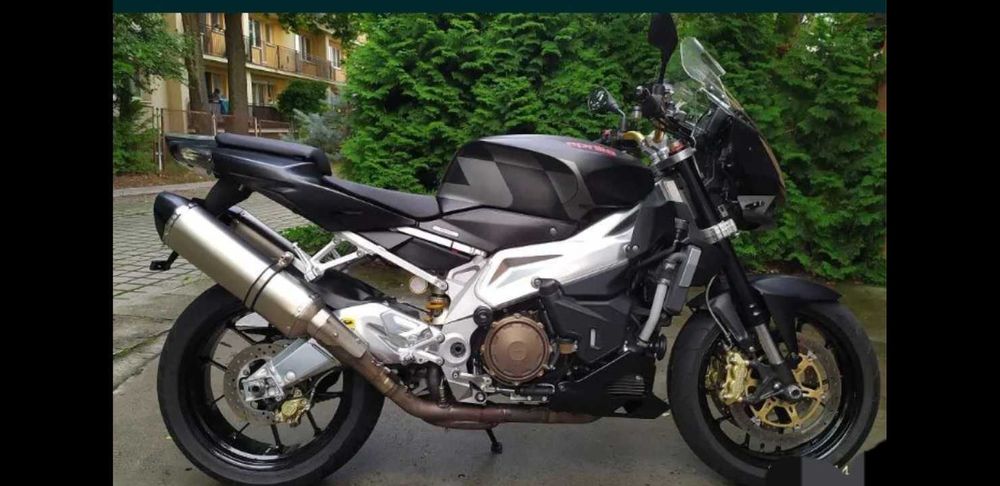 Aprilia RSV 1000 Tuono