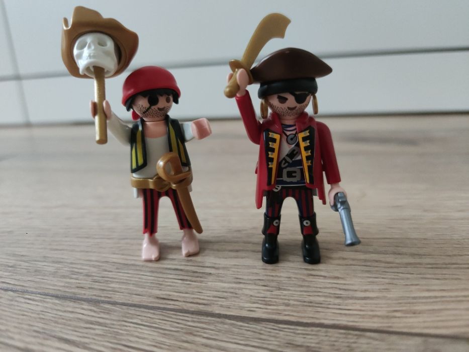Figurki piratów Playmobil