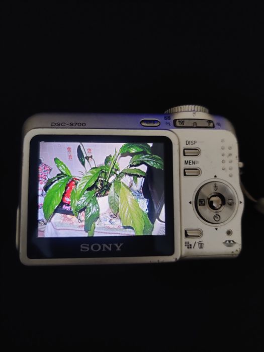 Sony Cyber-shot DSC-S700 Silver Aluminum Вінтажна Мильниця фотоапарат