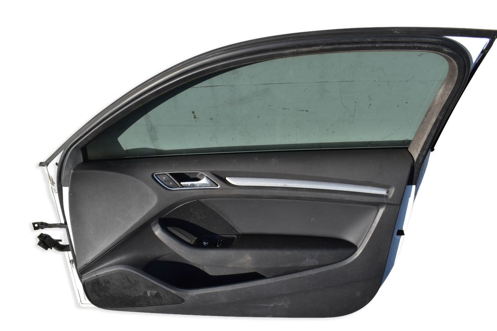 Drzwi Prawy Przód AUDI A3 8V HATCHBACK 12-18 Kolor: LS9R