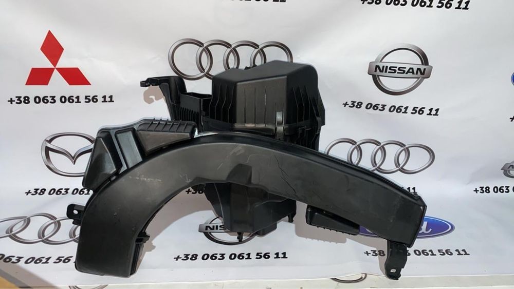 Губа переднього бампера Ніссан рог  Nissan Rogue T33 2021-2023