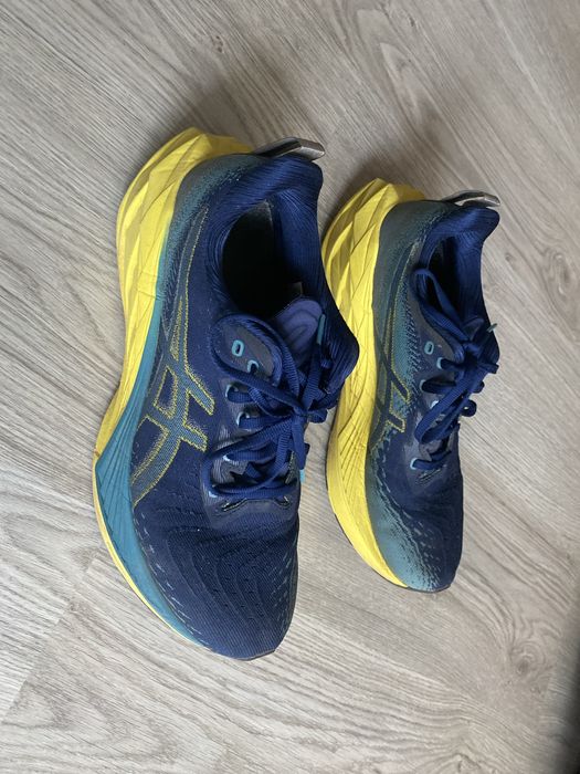 Asics Nova Blast 4452888356675932161