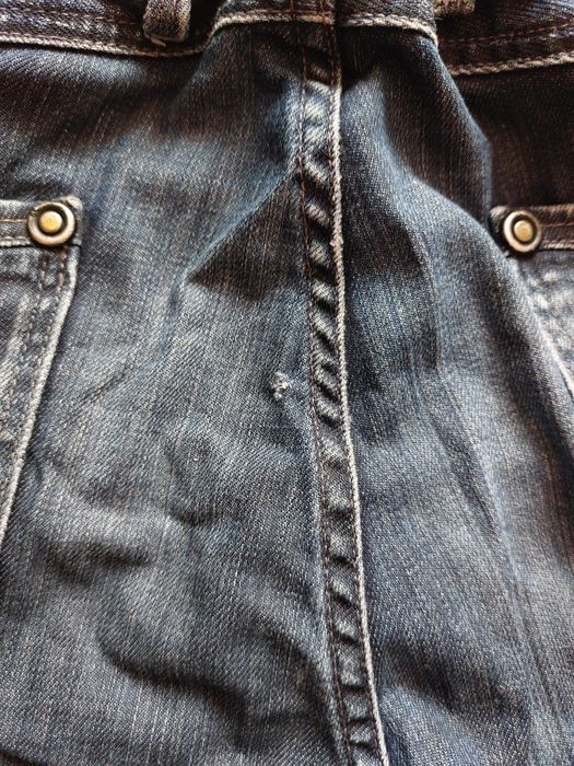 Spodnie jeansy z gumką w pasie