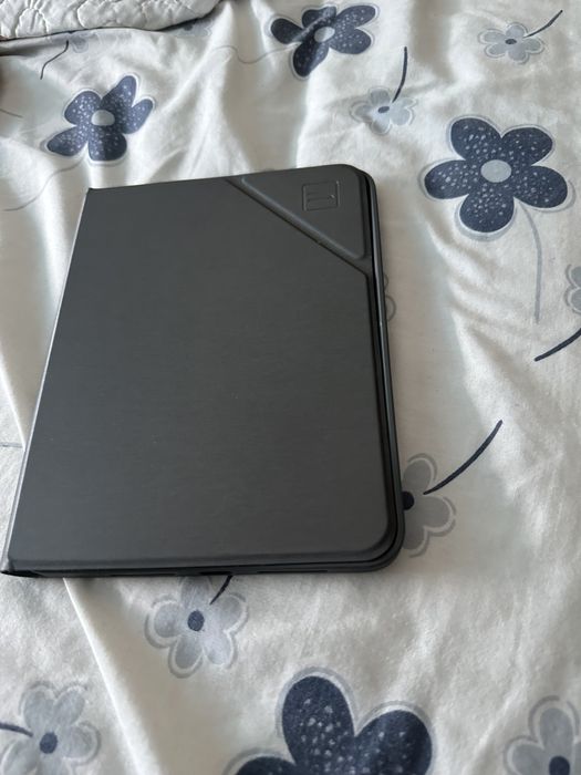 iPad Mini 6 Gold como novo quase sem uso mais capa