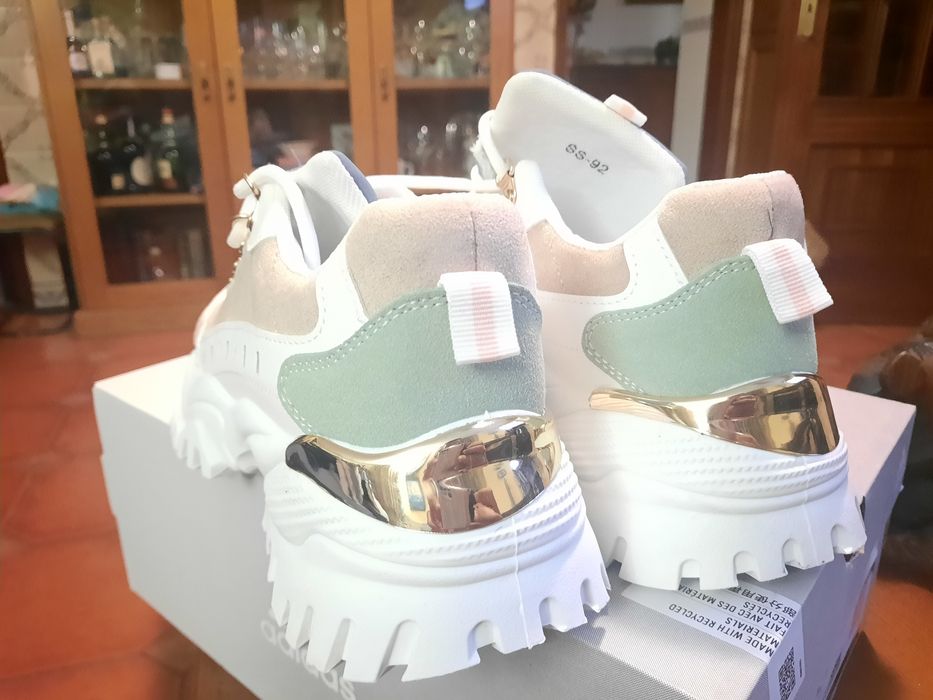 Vendo Sapatilhas Gucci (Novas)