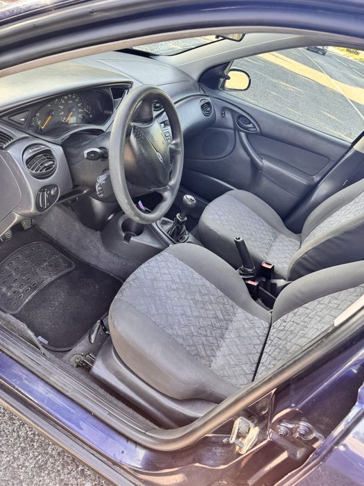 Ford Focus 2001 1.4 gasolina